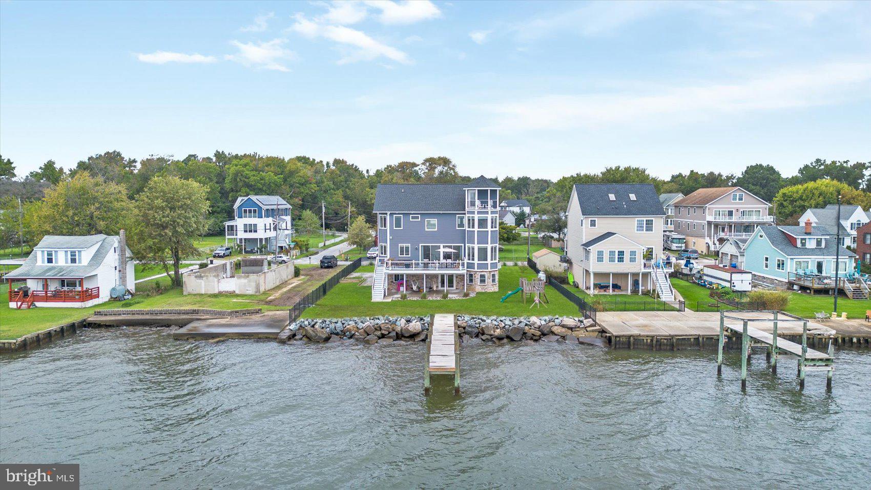 MILLERS ISLAND - Residential