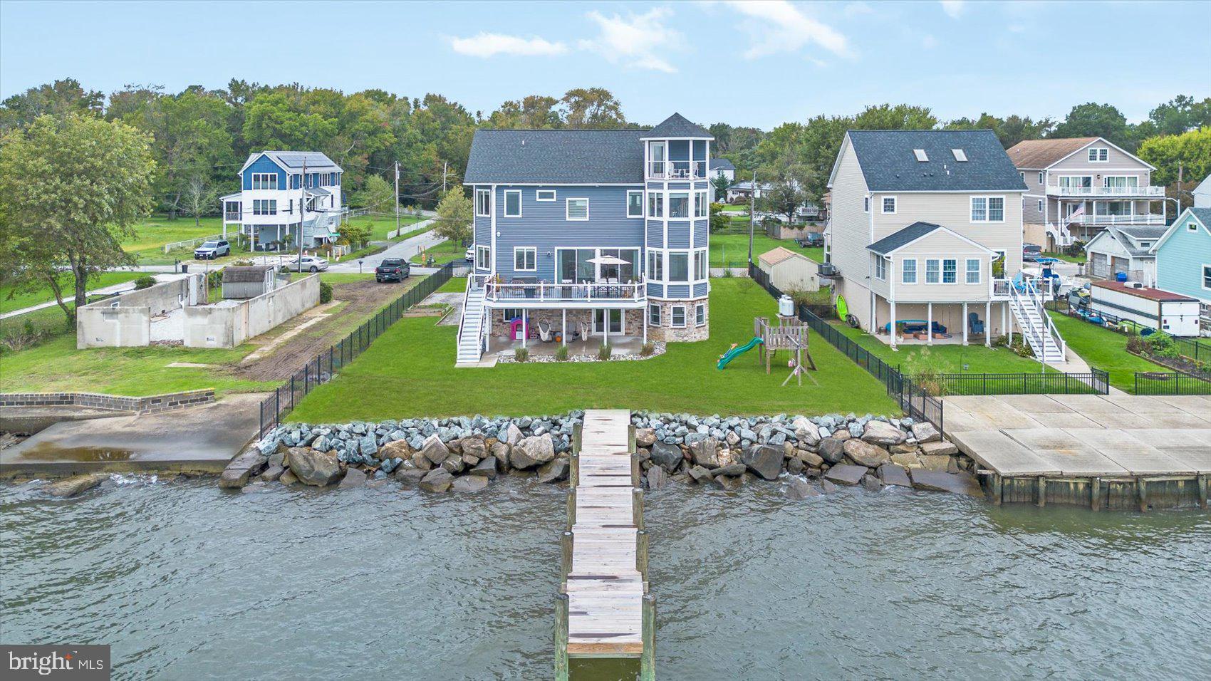 MILLERS ISLAND - Residential