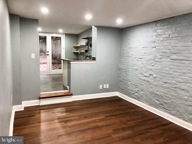 SETON HILL - Residential Lease