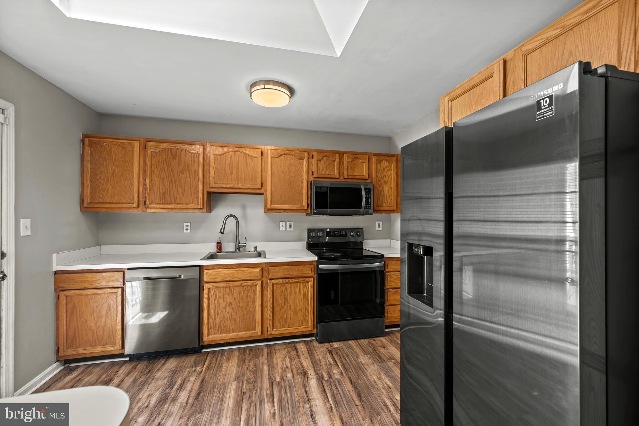 SENECA HARBOR - Residential