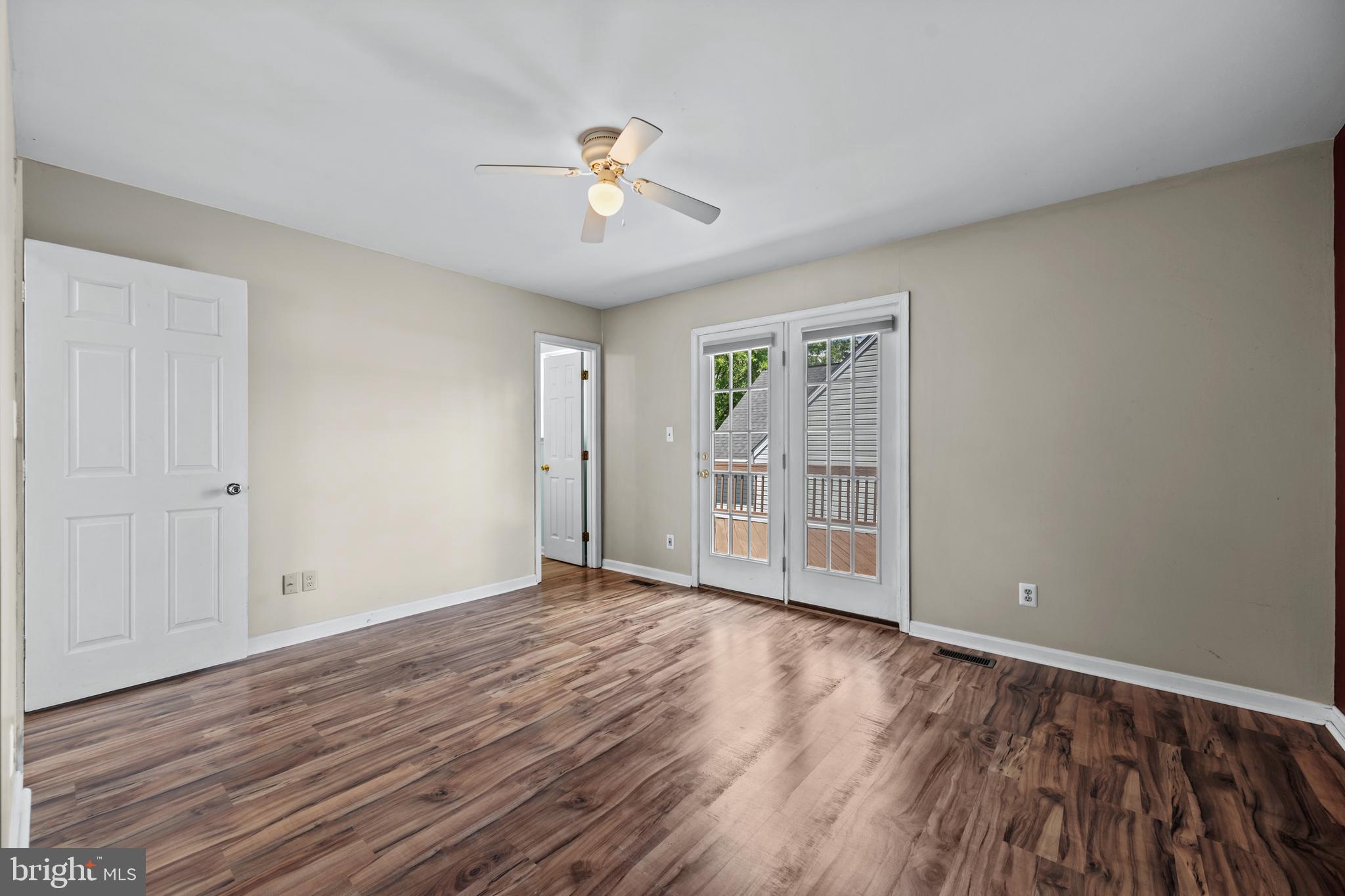 SENECA HARBOR - Residential