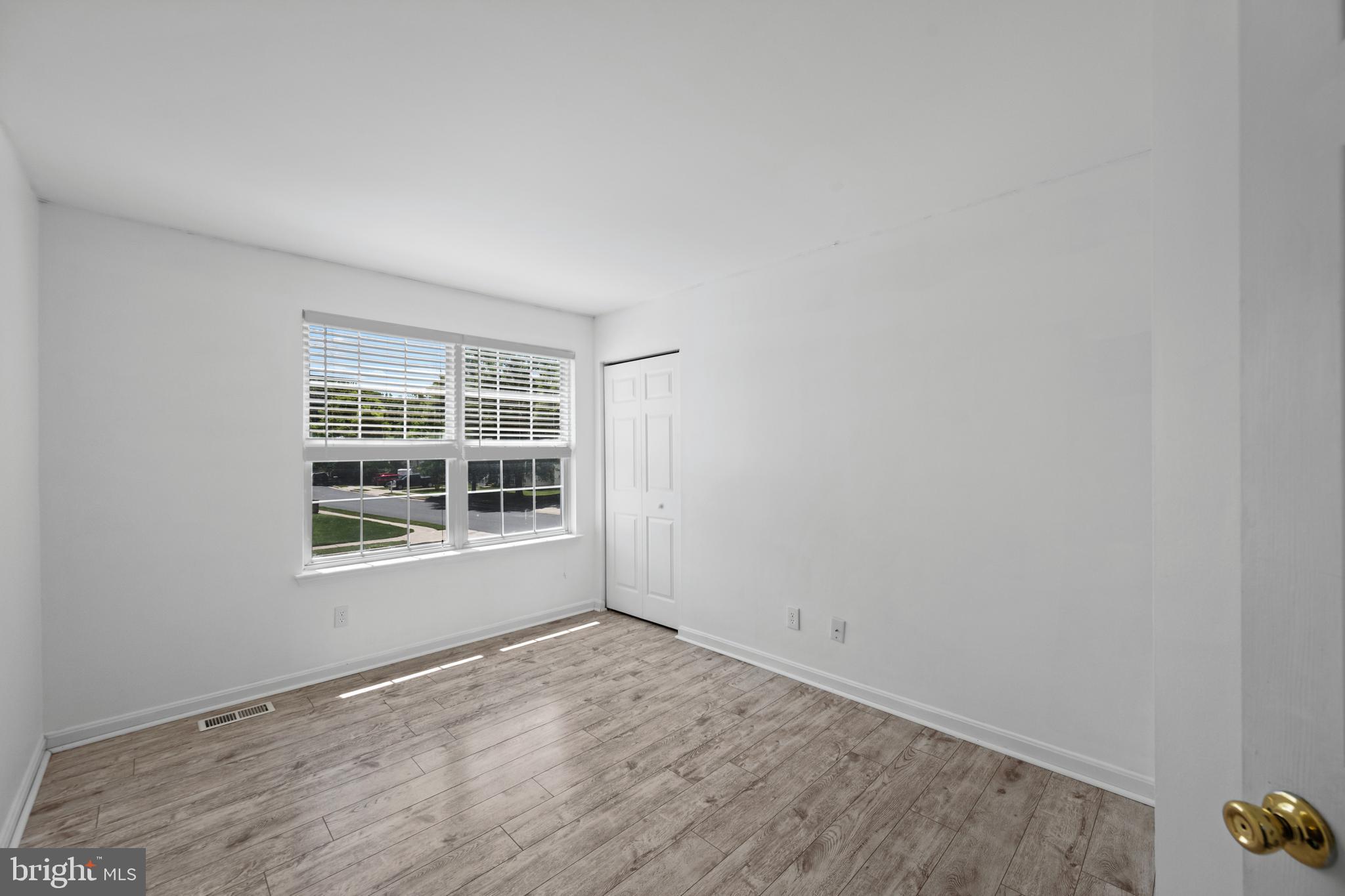 SENECA HARBOR - Residential
