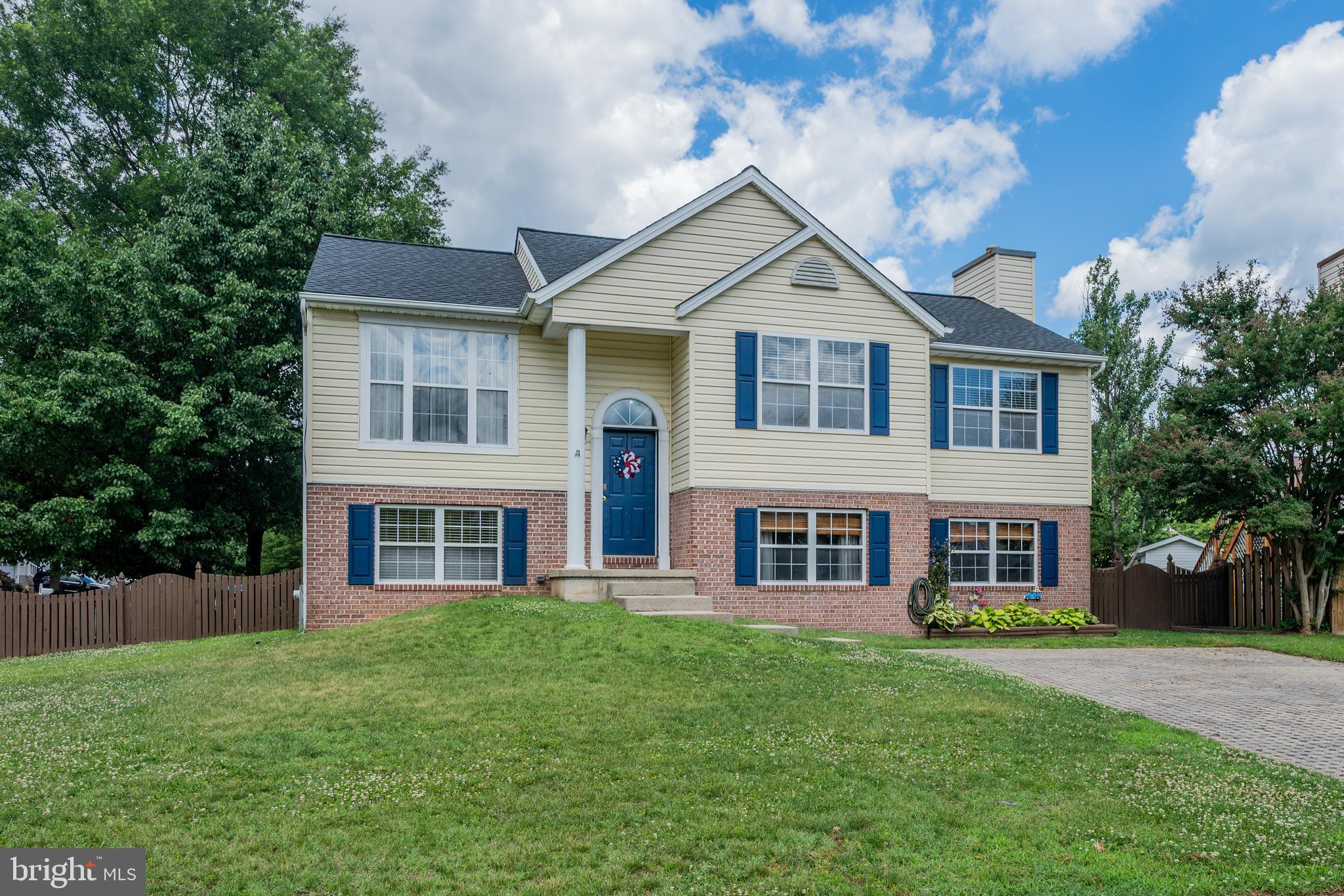 SENECA HARBOR - Residential