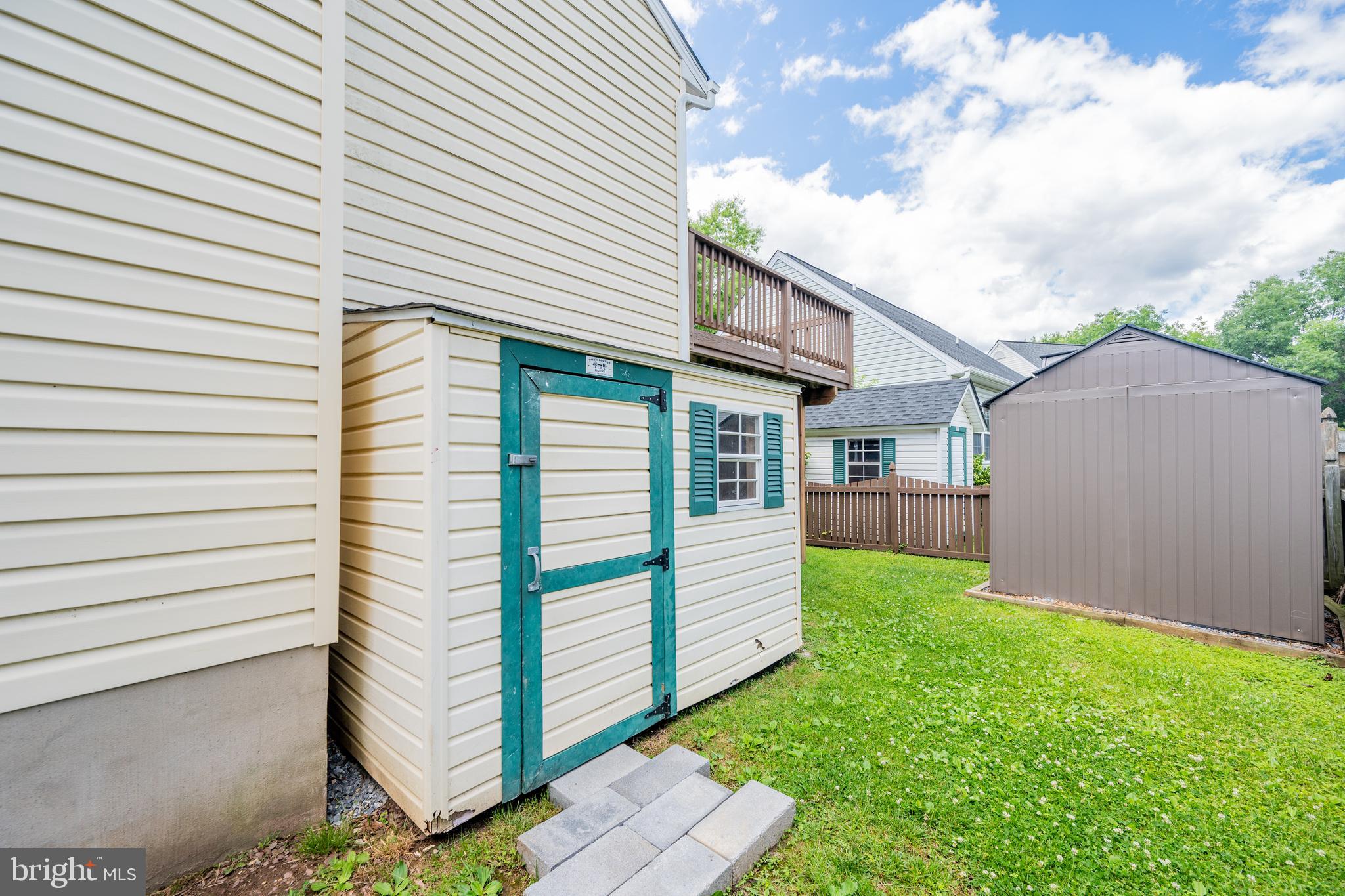 SENECA HARBOR - Residential