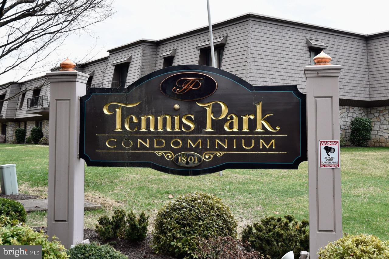 This Tennis Park Condo offers convenient location and carefree living! 
Offering open living room and dining room area with access to deck. This second-floor unit offers updated kitchen, walk-in spacious closet or pantry with available storage closet in basement area. Washer and Dryer unit in laundry area. Condo association prohibits renting unit - no pets - condo fee month is $401. - covers Insurance, Heat, Lawn Care, Common Area, Snow Removal, Trash, Water, Management. Lift available...