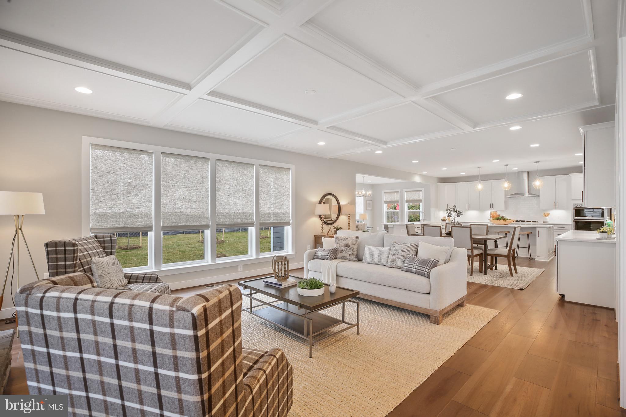 STONEWALL MANOR - Residential