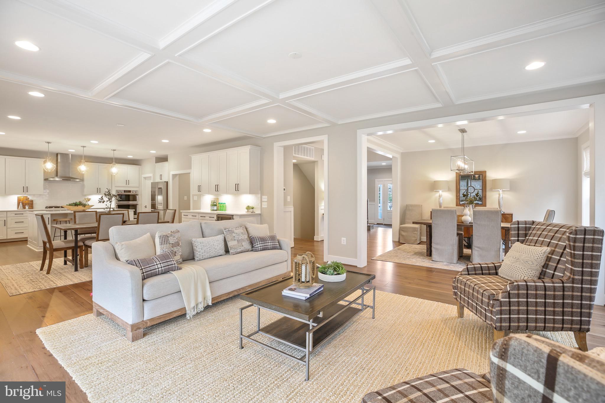 STONEWALL MANOR - Residential