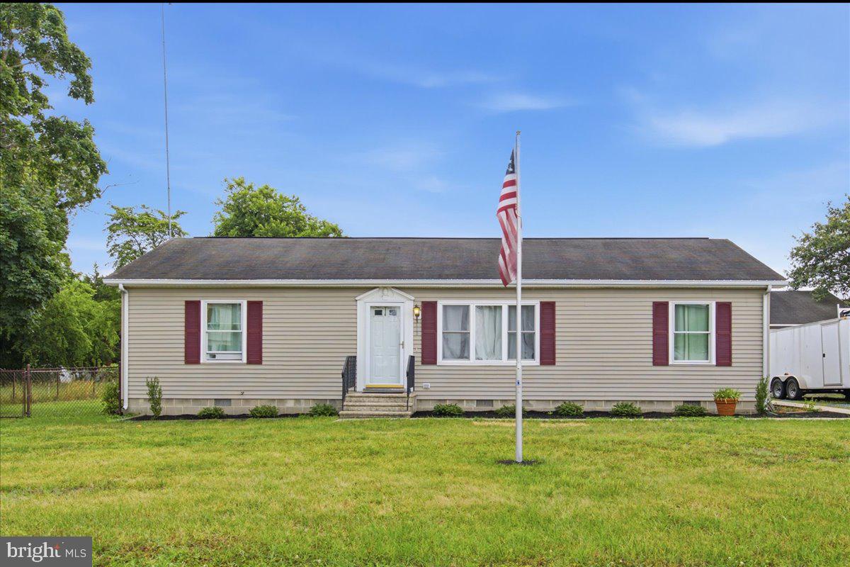 Welcome to 113 Chamber Street in the heart of Preston! This well-maintained single-story home offers comfortable living on a spacious 0.42-acre lot within town limits. Featuring 2 full bathrooms, a practical floor plan, and a large detached garage with approximately 880 square feet of space, this property provides plenty of room for parking, storage, hobbies, or a workshop.

Enjoy outdoor living with a rear deck overlooking the generous yard, perfect for entertaining, gardening, or simply relaxing. Conveniently located near local schools, parks, shopping, and dining, this home offers small-town charm with easy access to surrounding areas.

Don't miss this opportunity to own a move-in-ready property in a desirable Preston location. Schedule your private showing today!