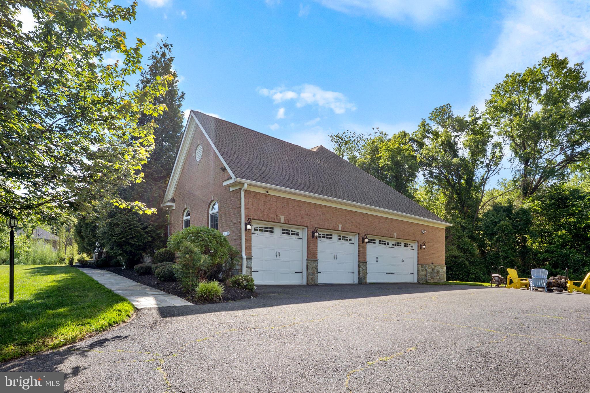 BELMONT FARM - Residential