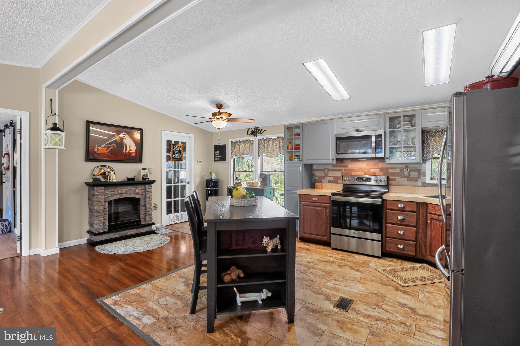 GREEN HILL MHP - Residential