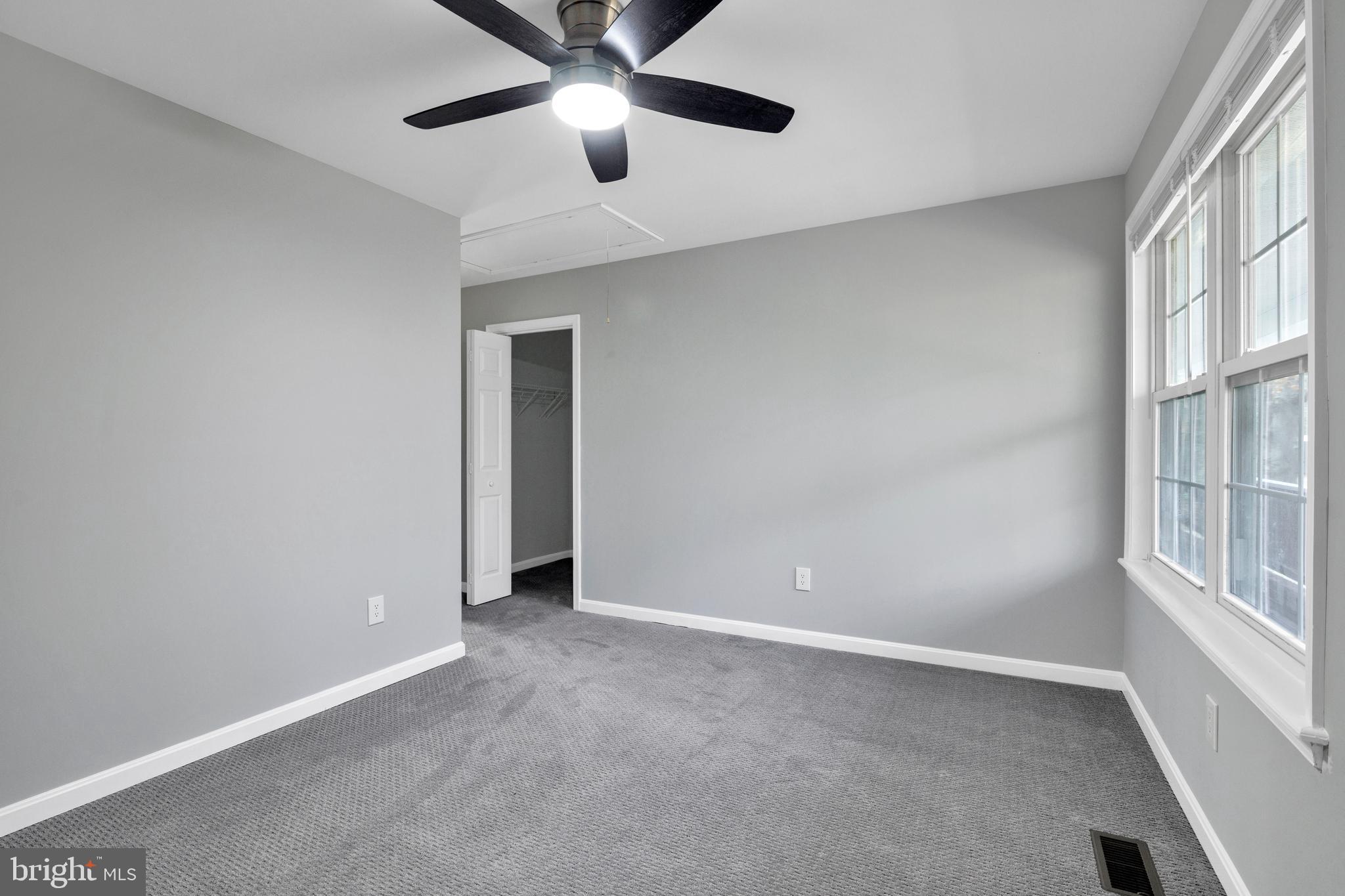 PETZOLD - Residential Lease