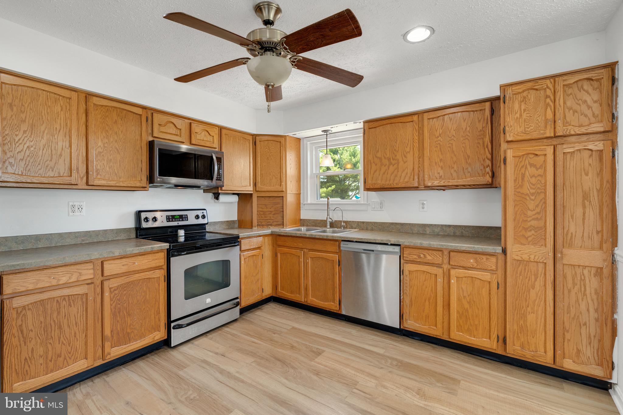 STEWARTSTOWN - Residential