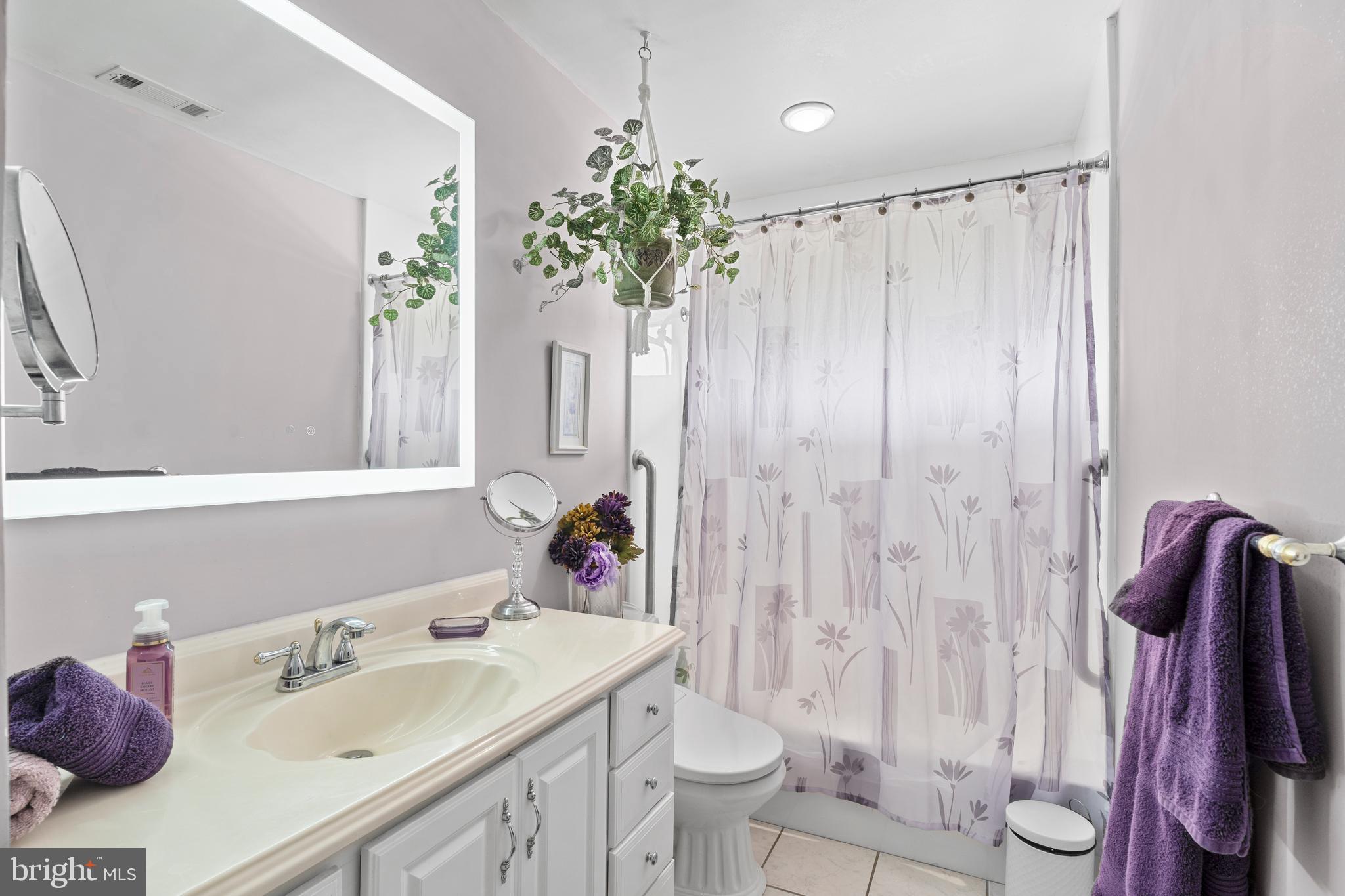 MITCHELL ESTATES - Residential