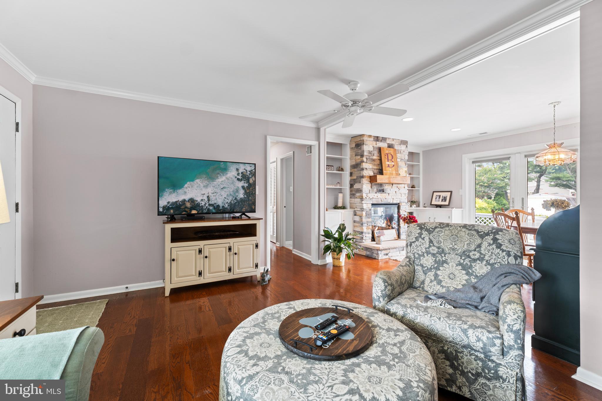 MITCHELL ESTATES - Residential