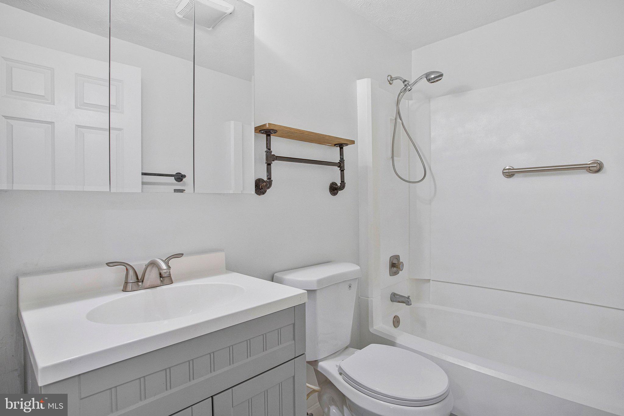 CHESAPEAKE HEIGHTS - Residential