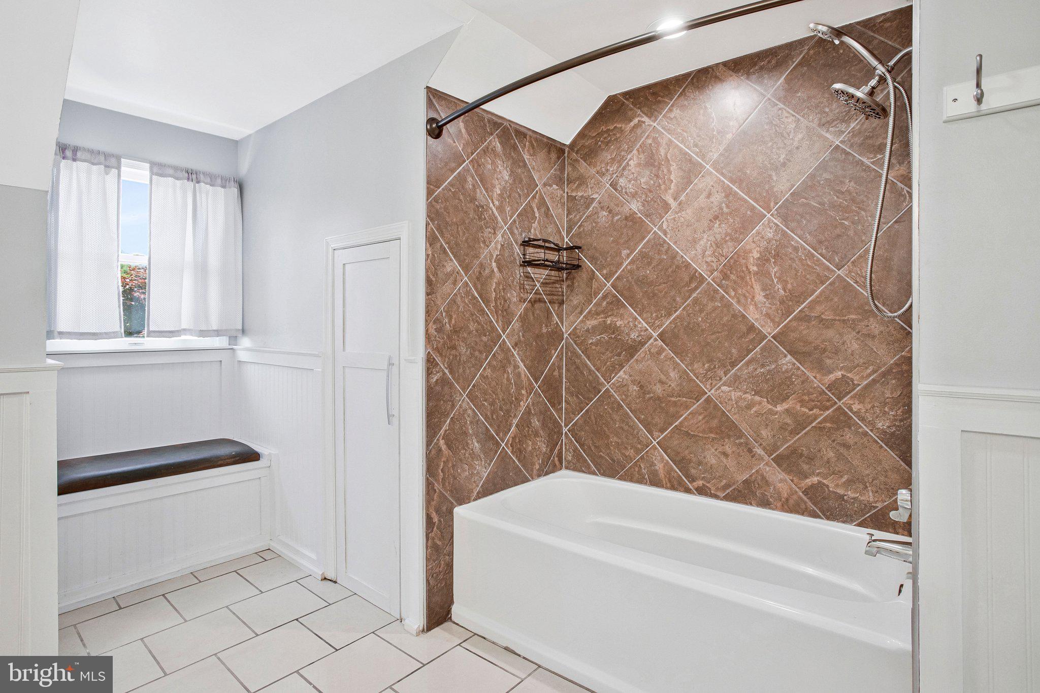 CHESAPEAKE HEIGHTS - Residential
