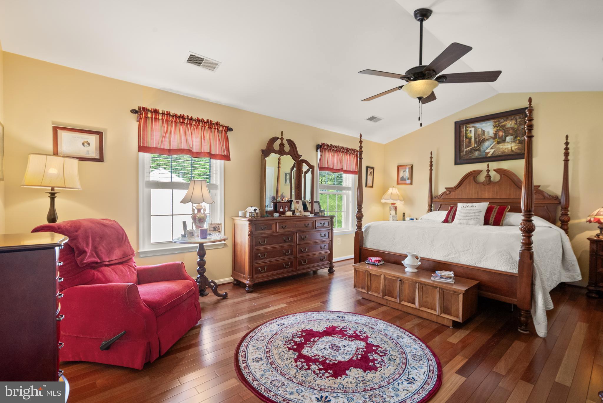 GREAT OAK - Residential
