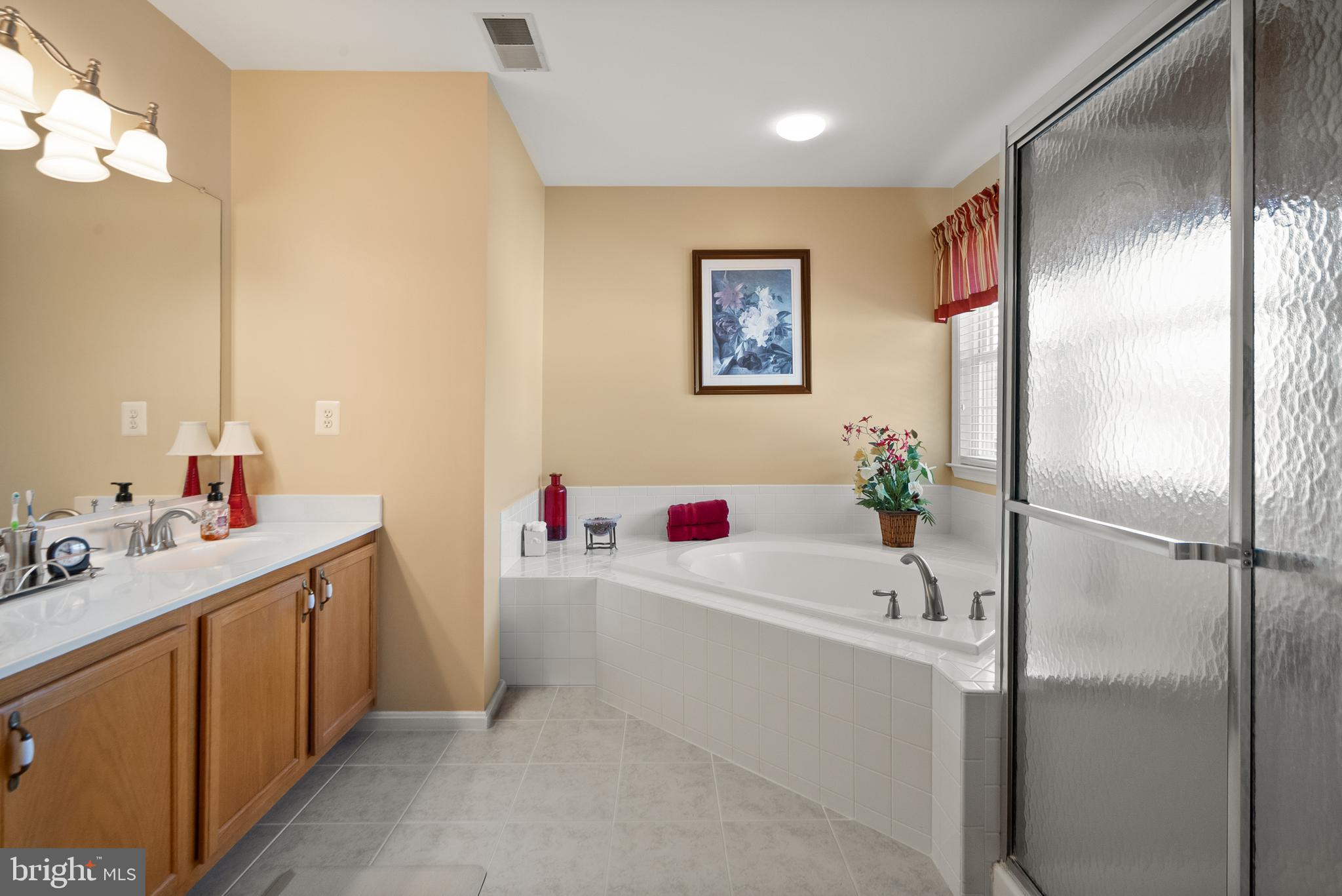GREAT OAK - Residential