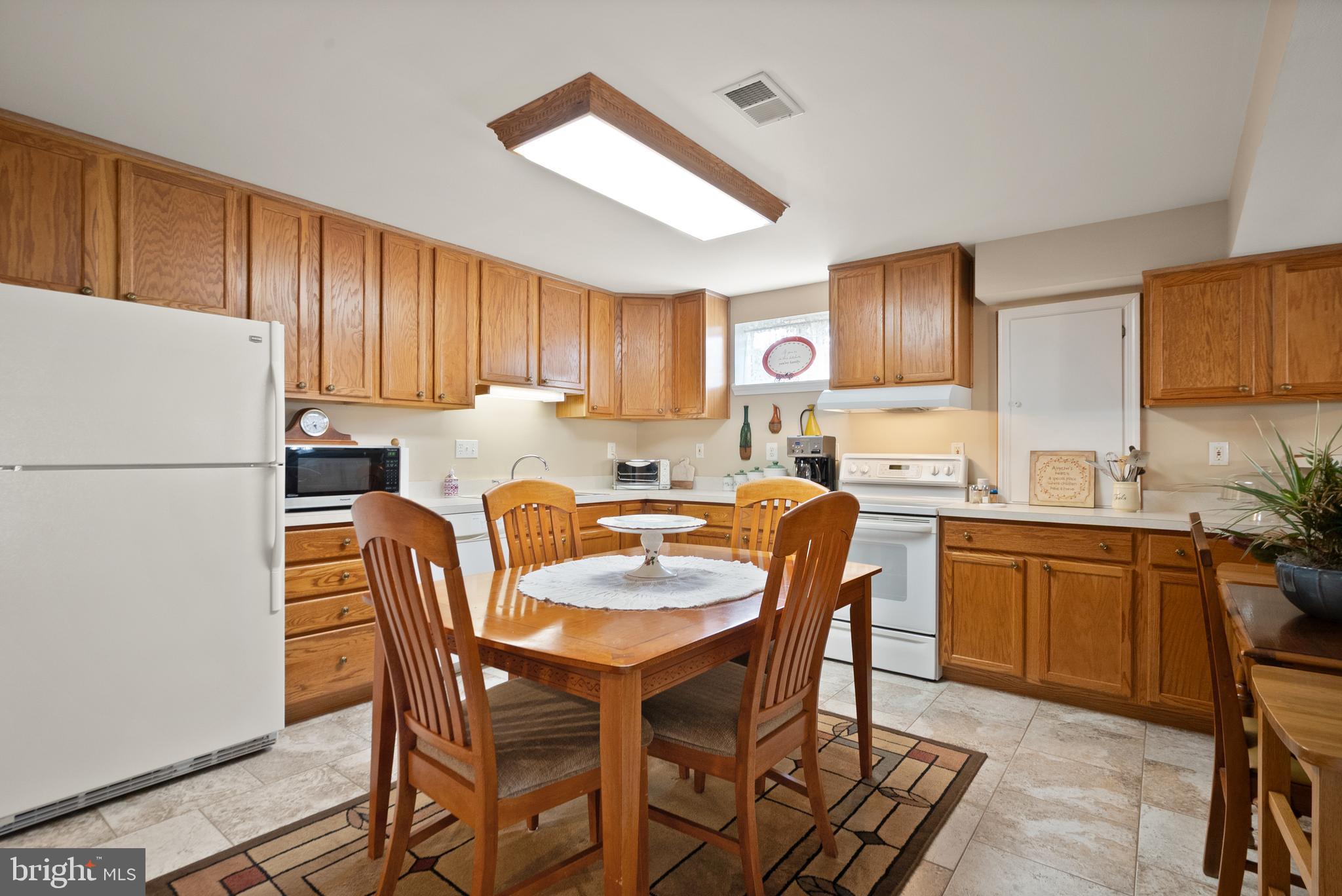 GREAT OAK - Residential