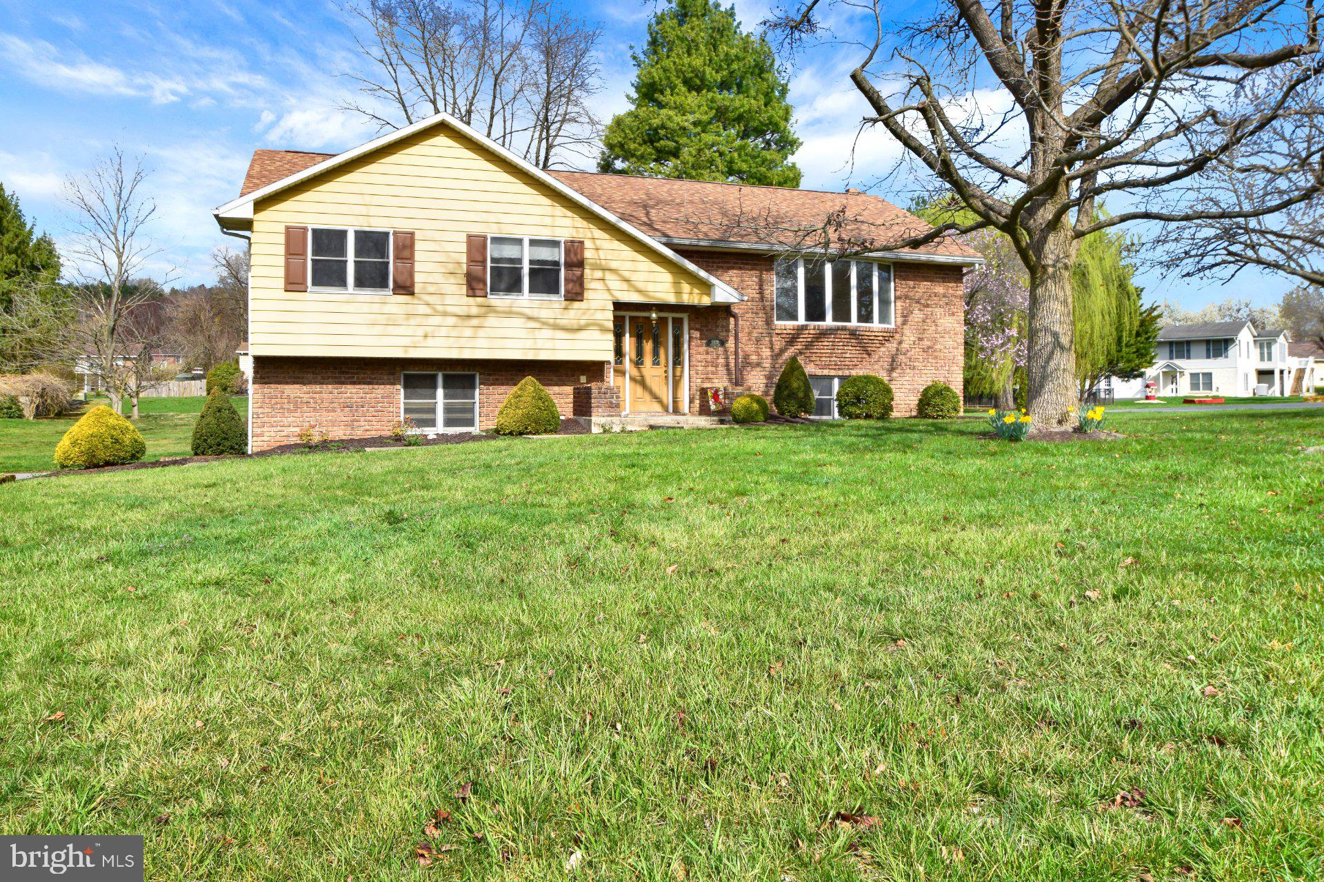 Diamond in the Rough! Come check out this perfectly located home in Waynesboro! Located on a quaint cul-de-sac with plenty of parking. 4 bedrooms and 2 baths with a dedicated dining room. Heat Pump and roof just replaced in 2022! Covered back porch off the kitchen for entertaining ! Finished basement with fireplace, bar and pantry! Paver patio leads to the spacious backyard. This is an estate being sold "as is"