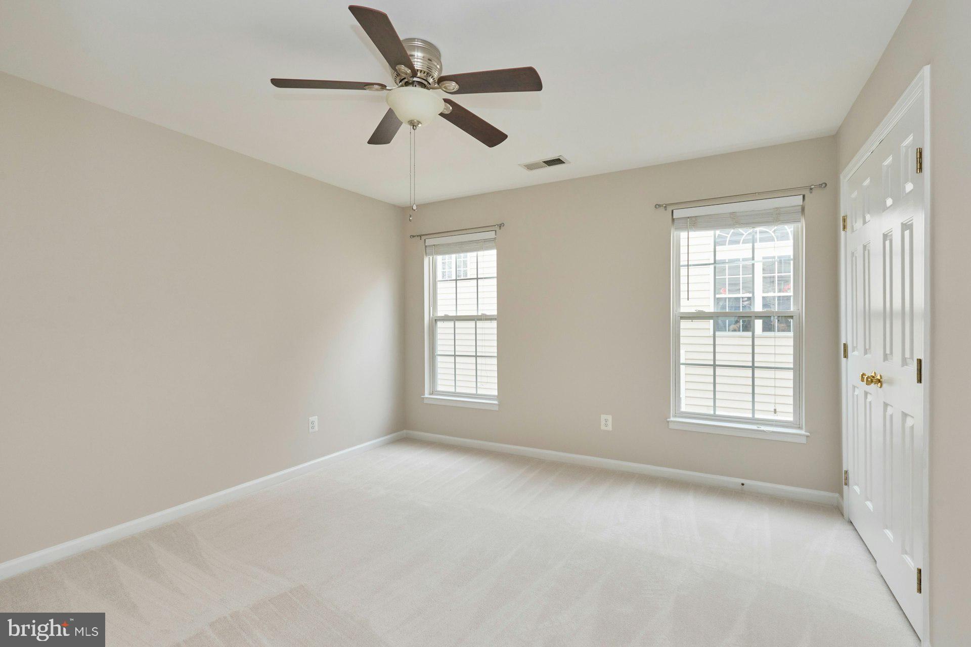 EAST HILL - Residential