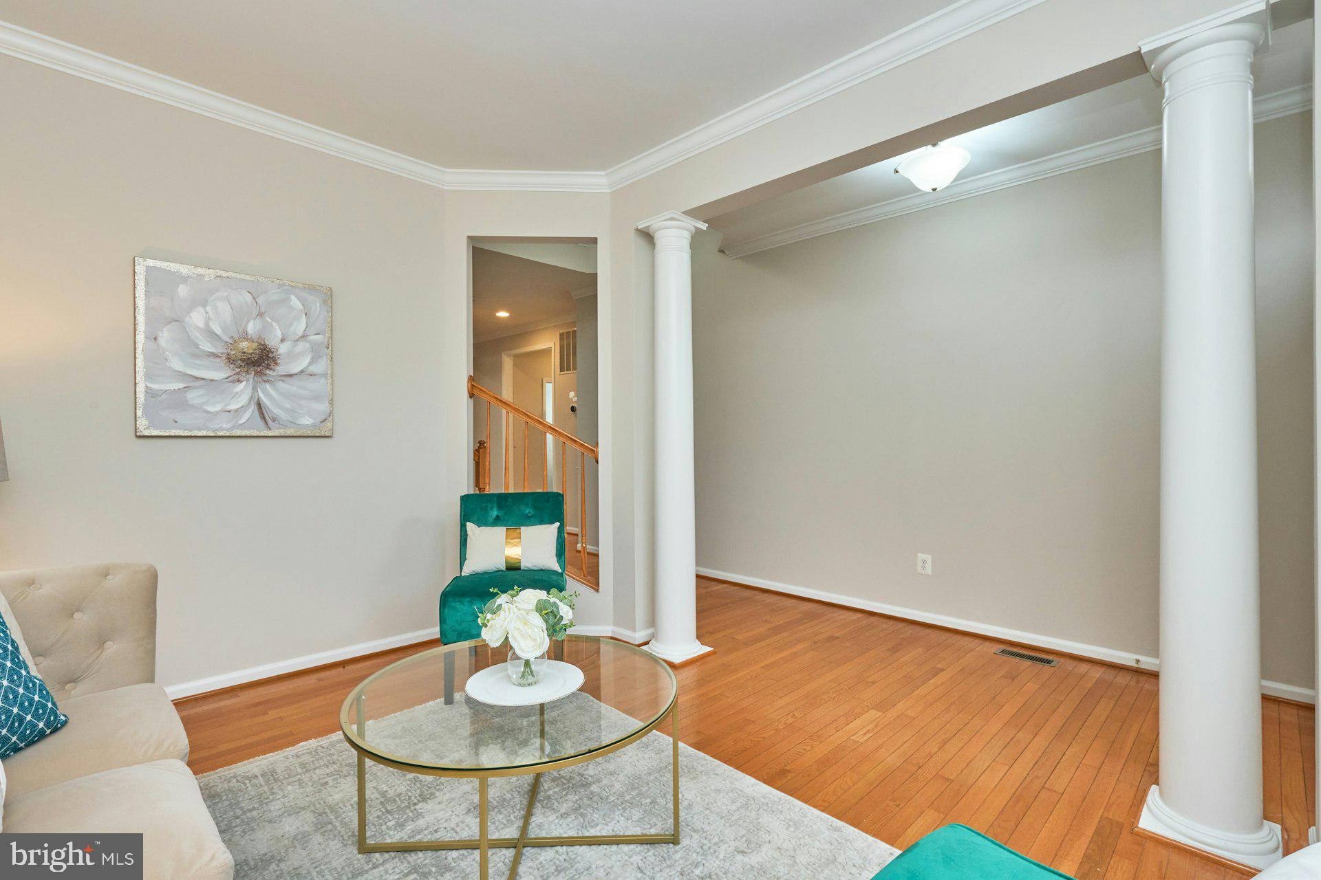 EAST HILL - Residential