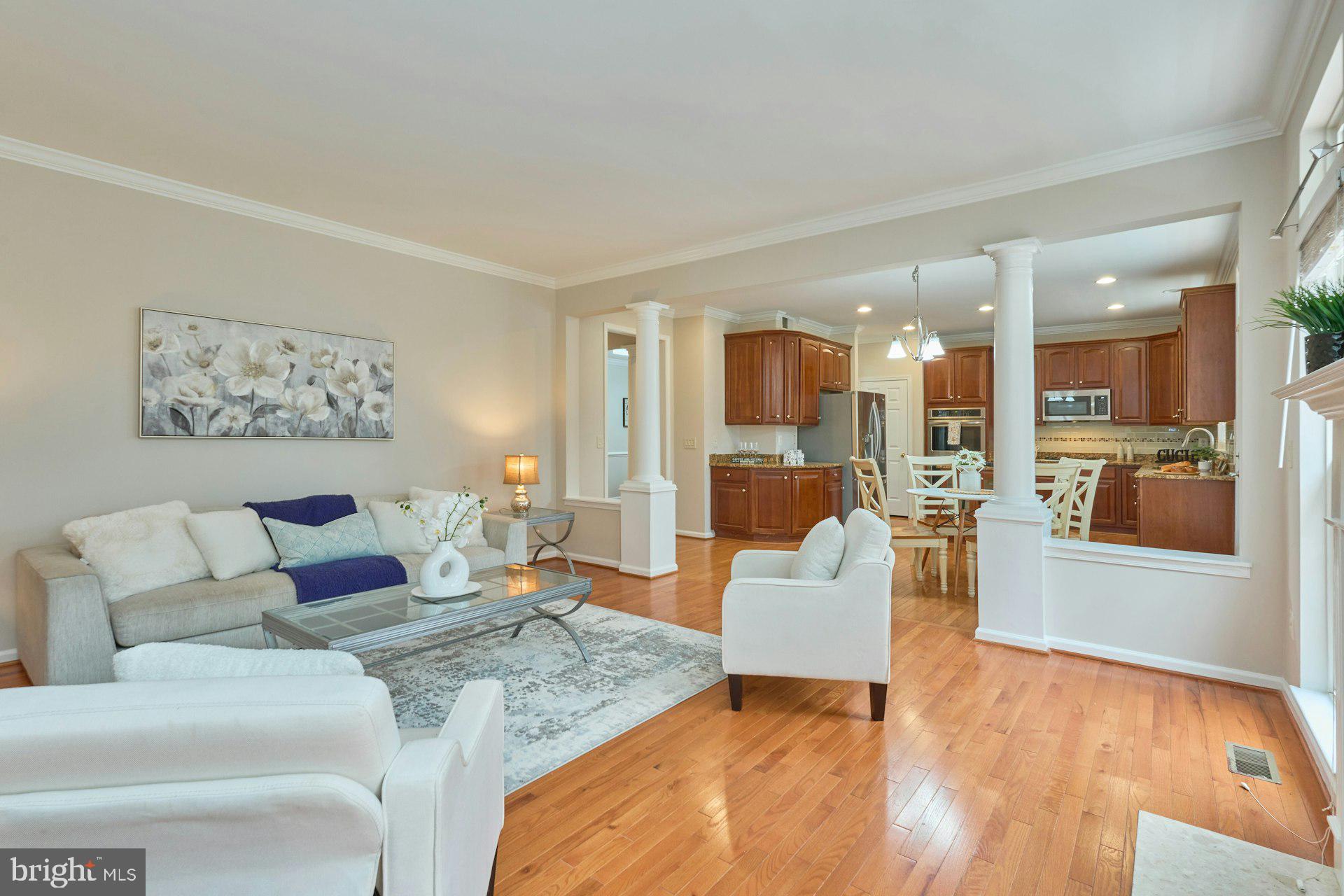 EAST HILL - Residential
