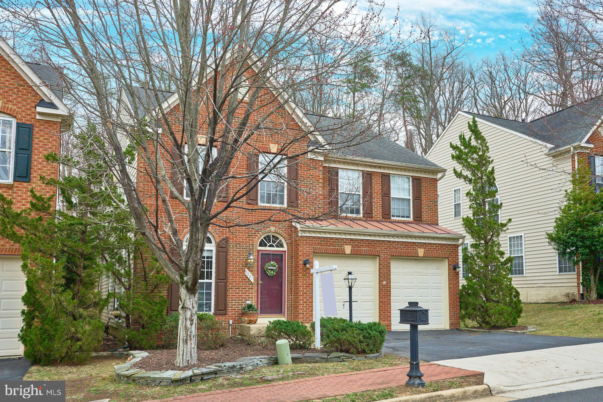 EAST HILL - Residential