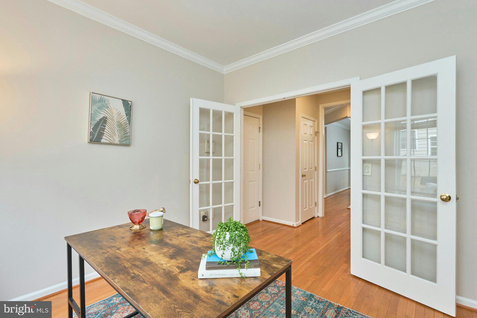 EAST HILL - Residential