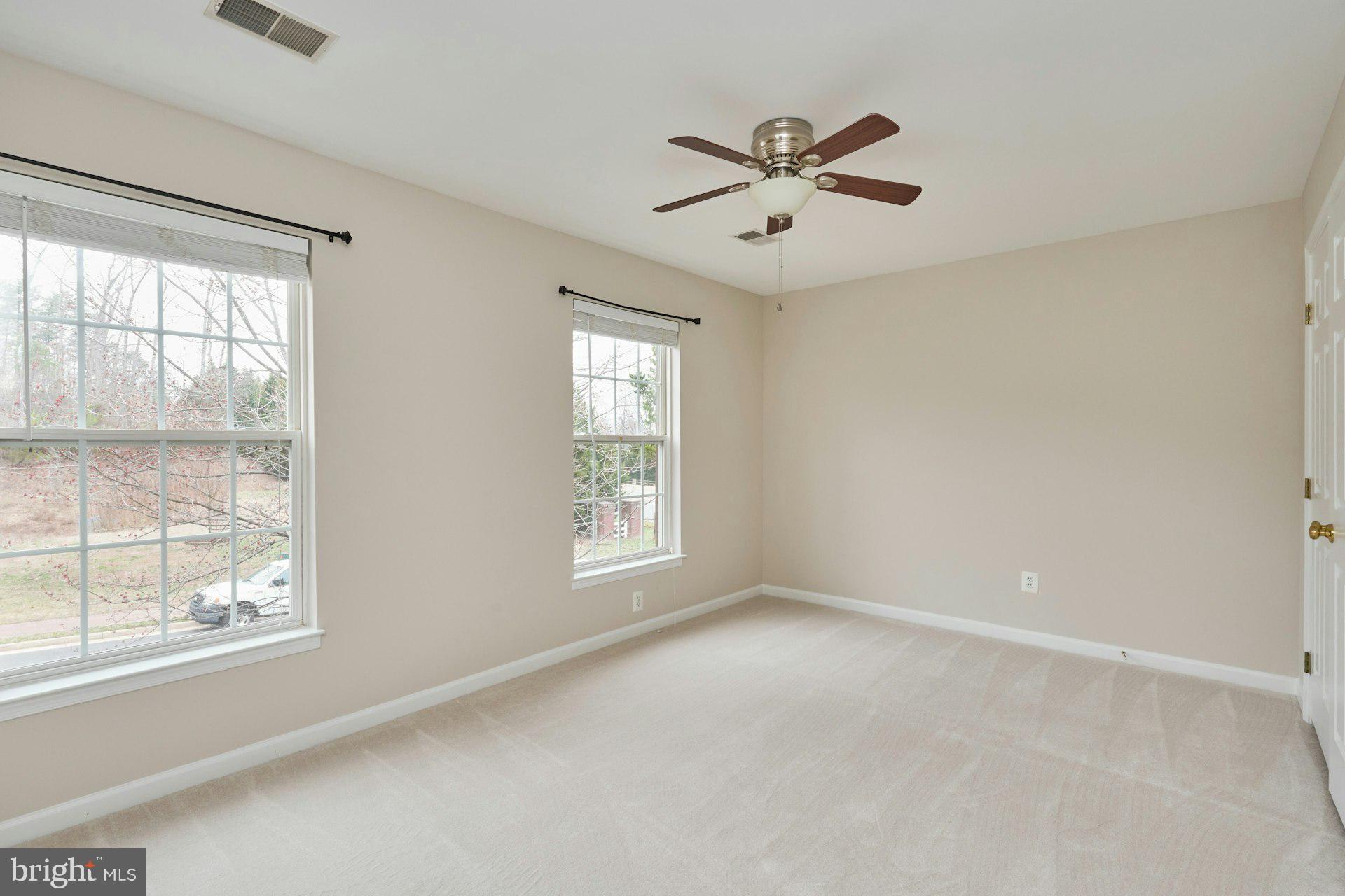 EAST HILL - Residential