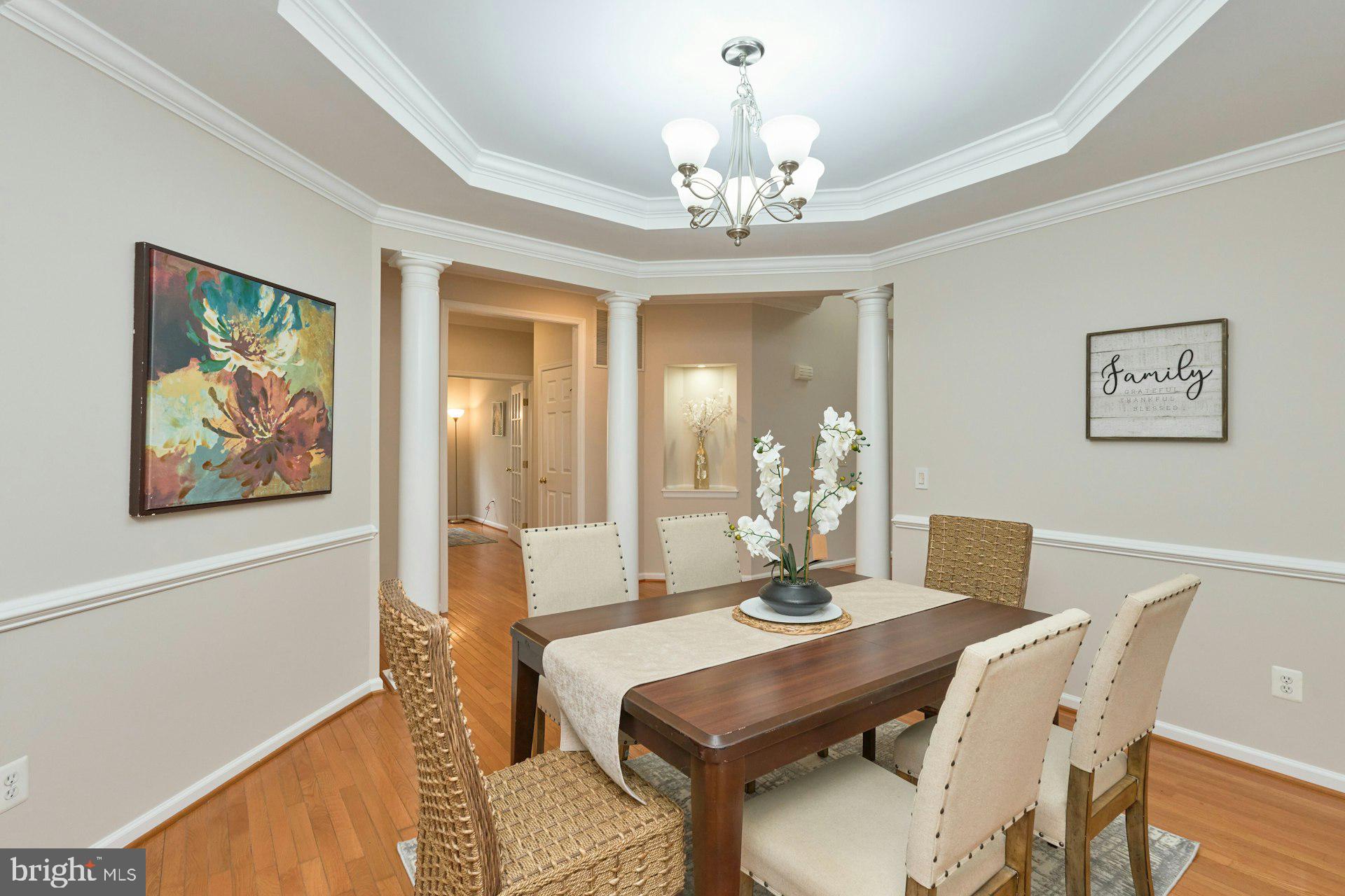 EAST HILL - Residential