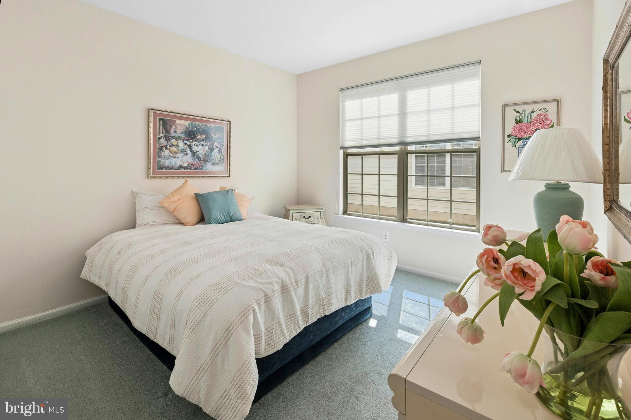 HERITAGE CR ESTS - Residential