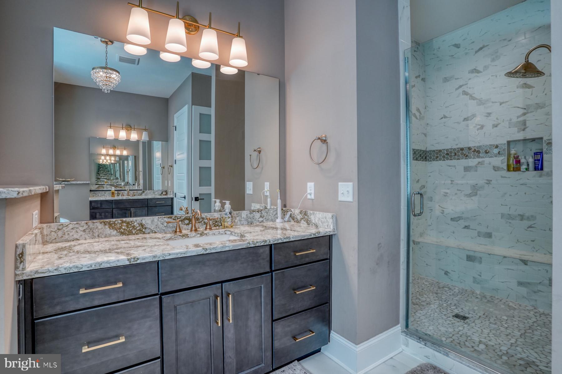 WATERVIEW ON LOVE CREEK - Residential