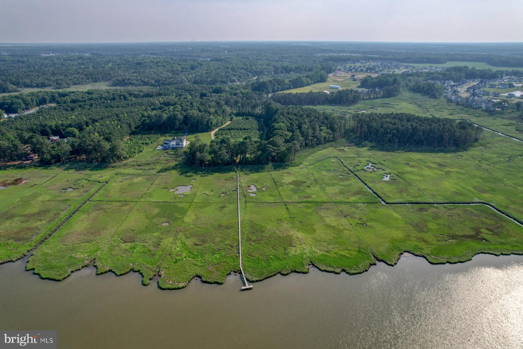 WATERVIEW ON LOVE CREEK - Residential