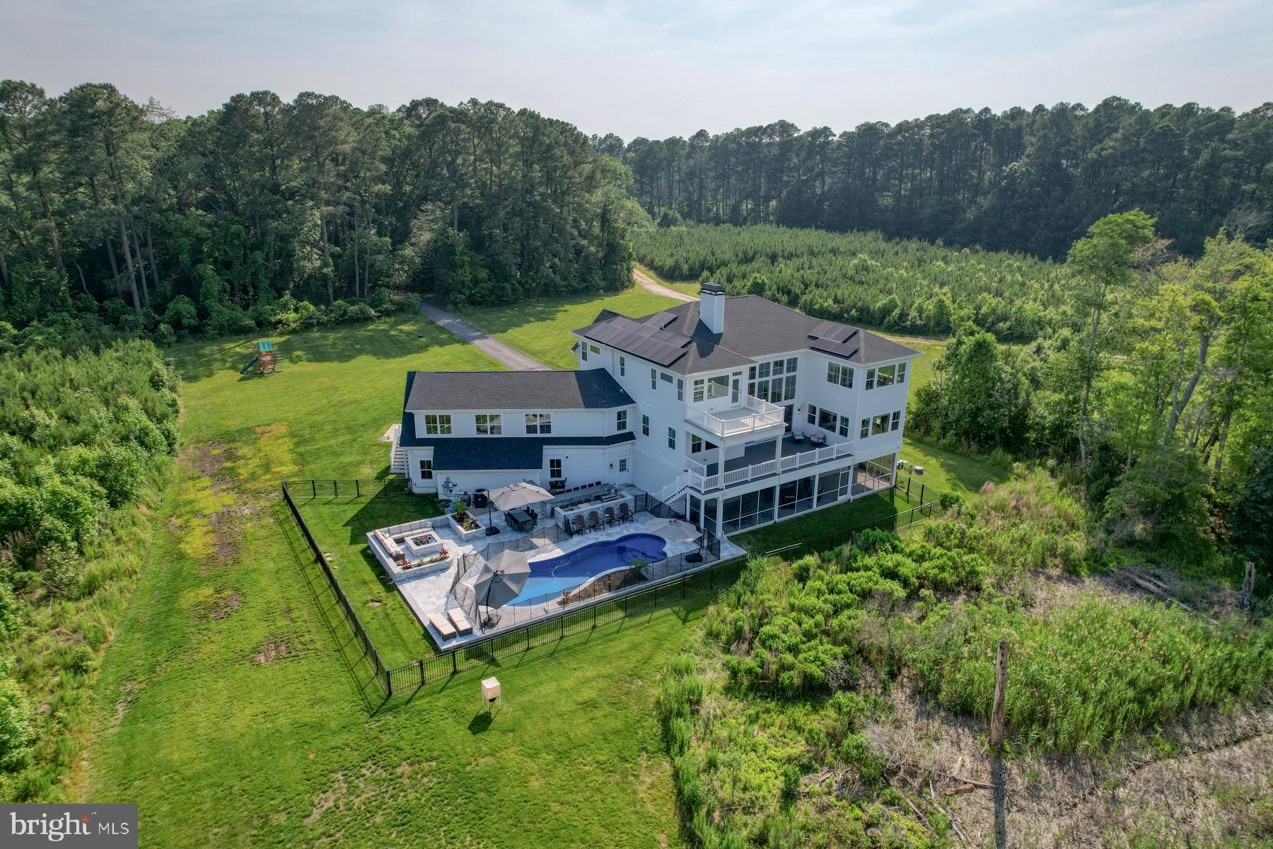 WATERVIEW ON LOVE CREEK - Residential