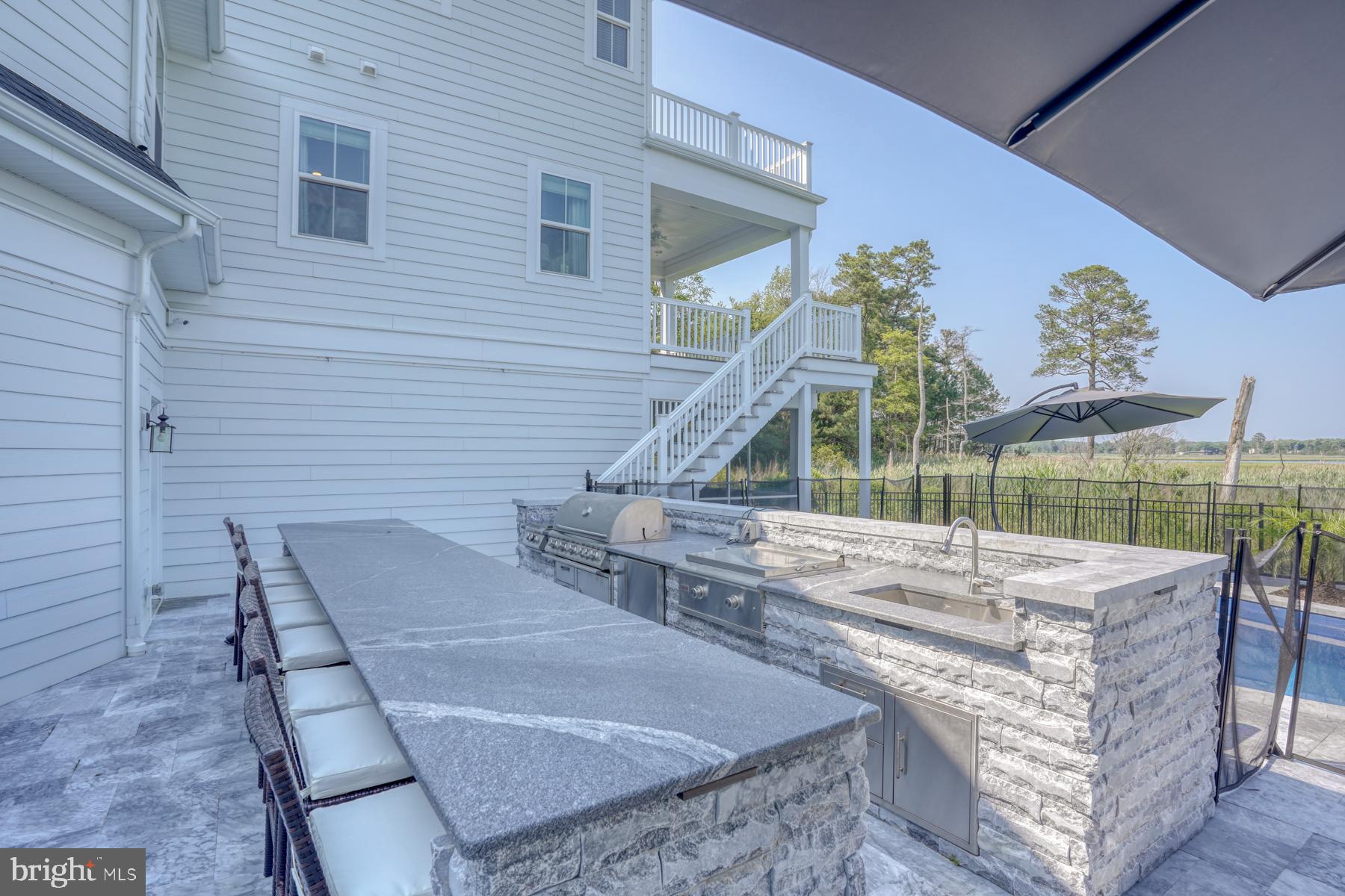 WATERVIEW ON LOVE CREEK - Residential
