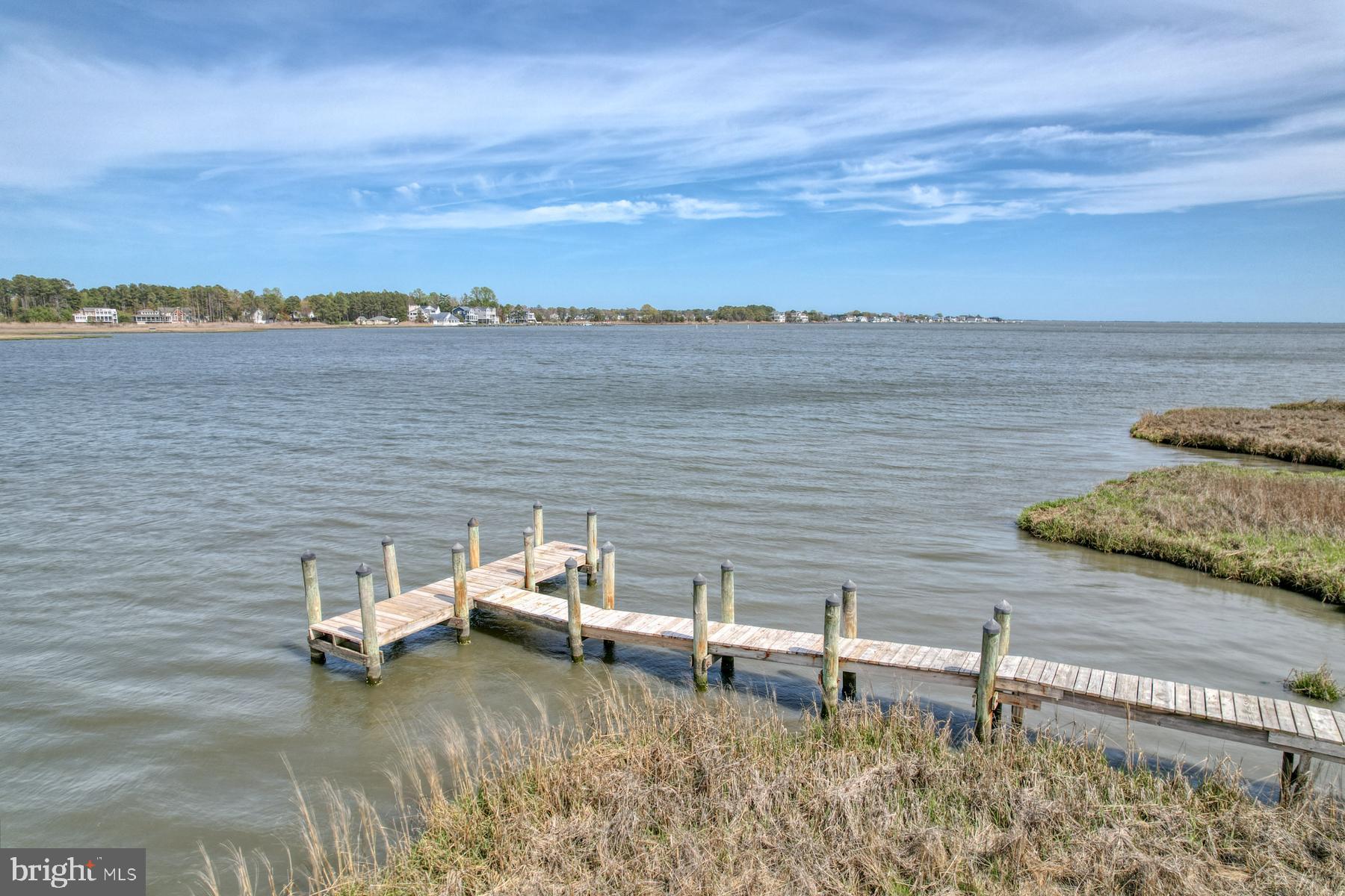 WATERVIEW ON LOVE CREEK - Residential