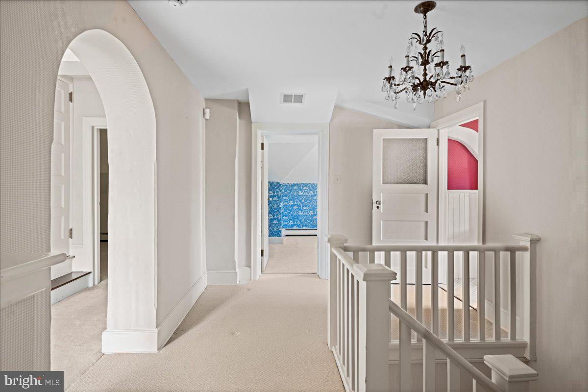 TOWER HILL - Residential