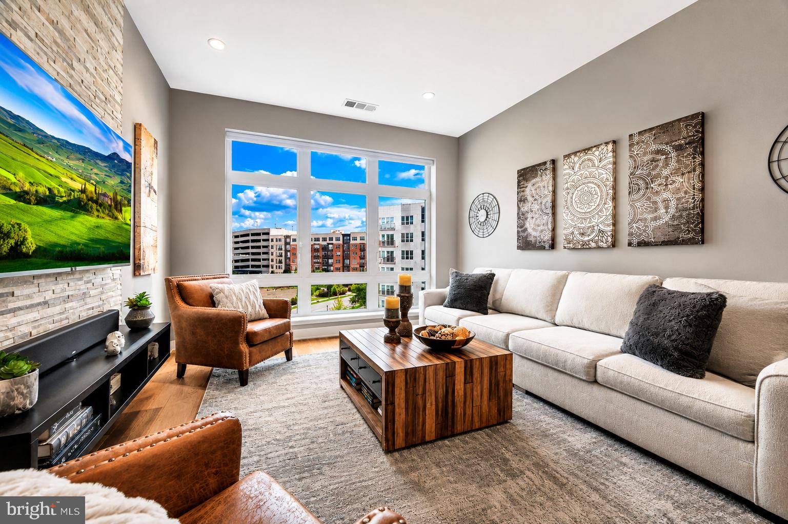 575 SOUTH CONDOS - Residential