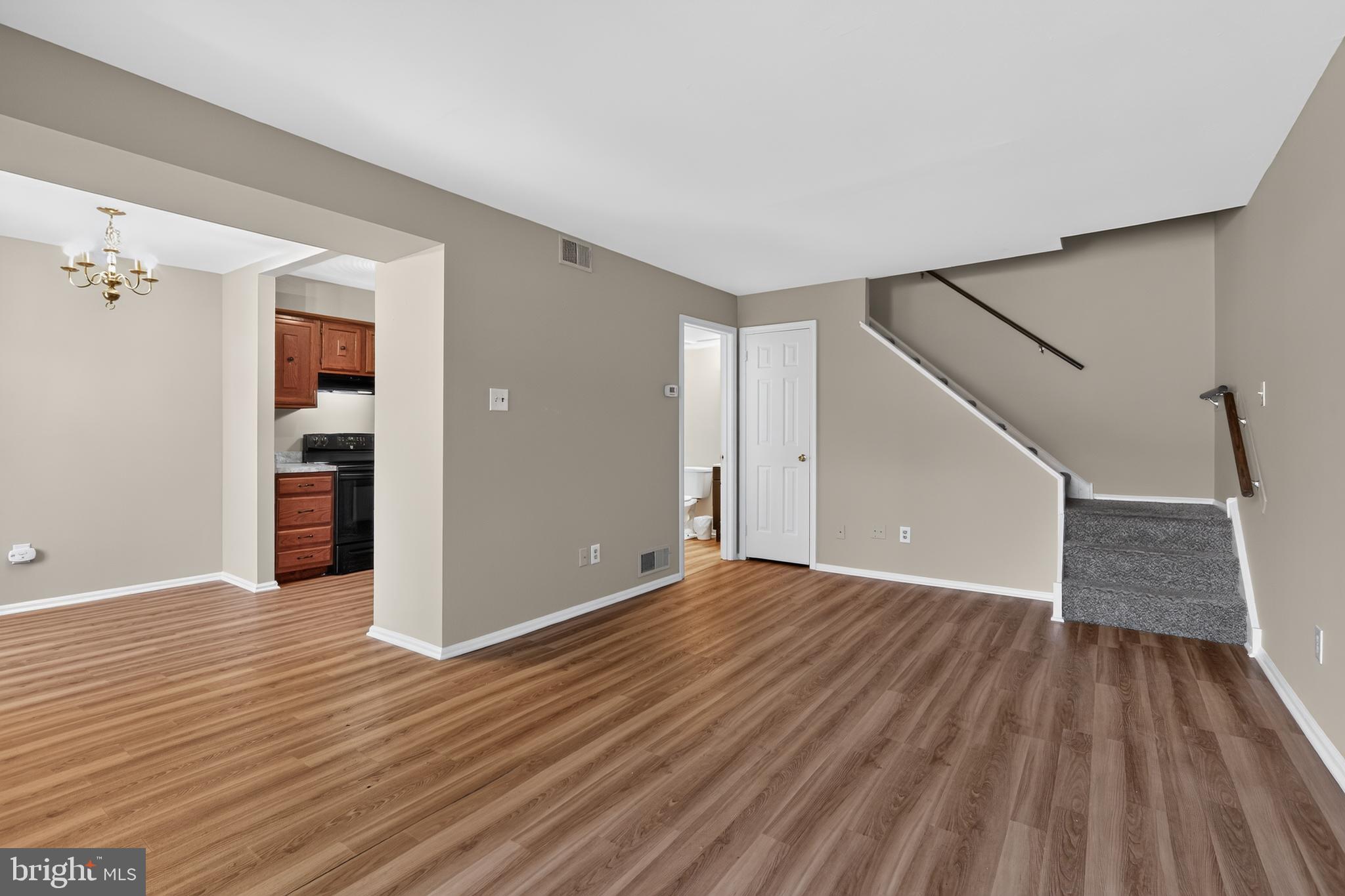HILLTOP - Residential