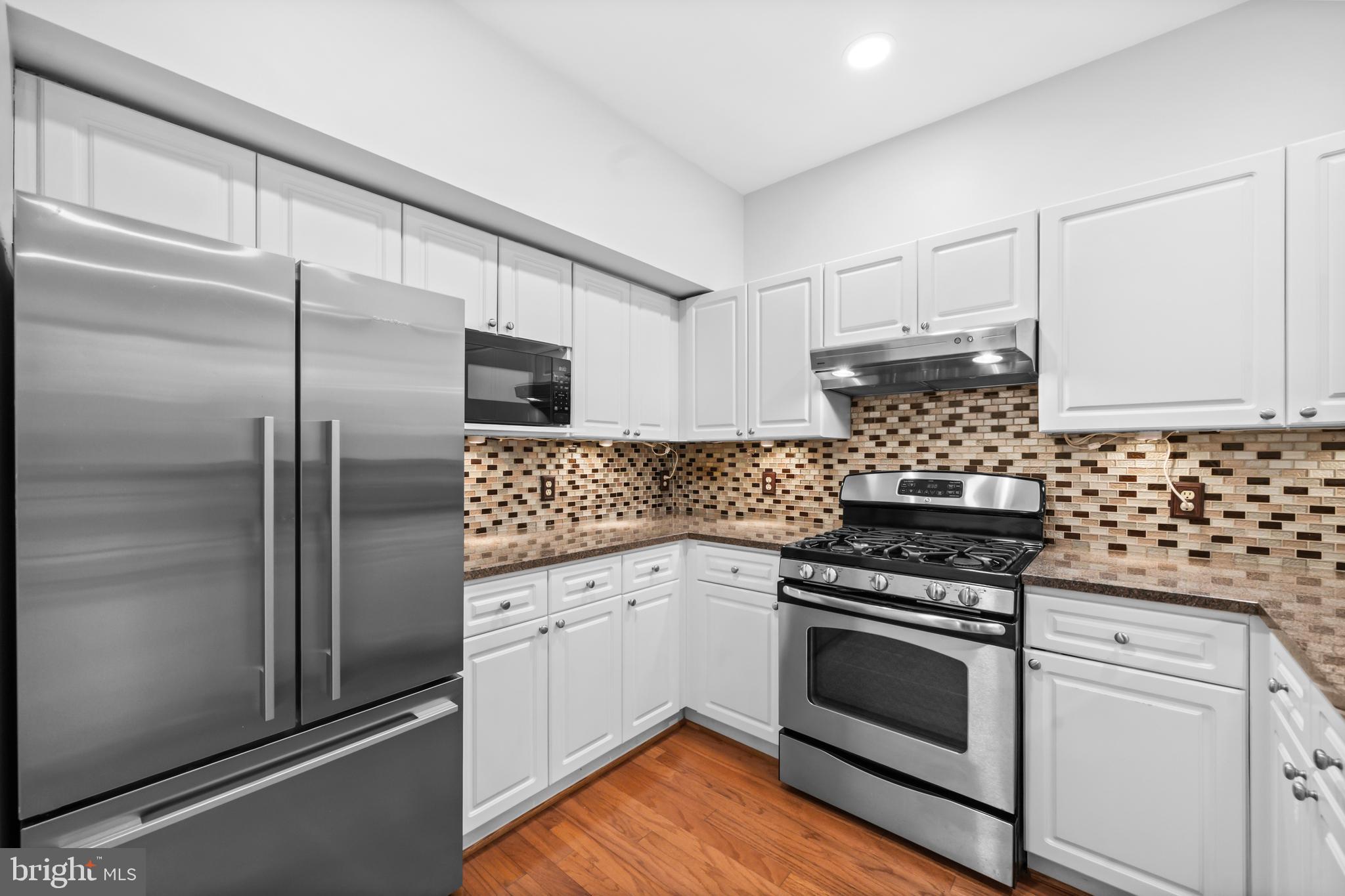 WORLDGATE CONDO - Residential
