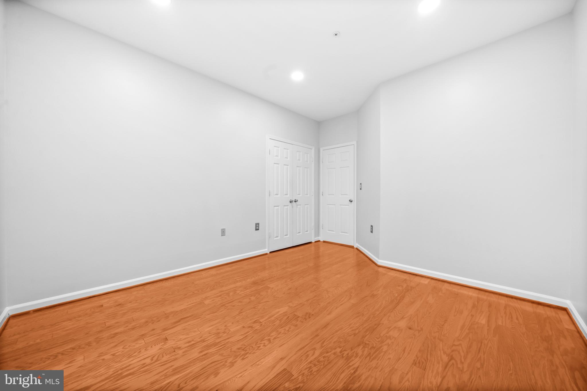 WORLDGATE CONDO - Residential