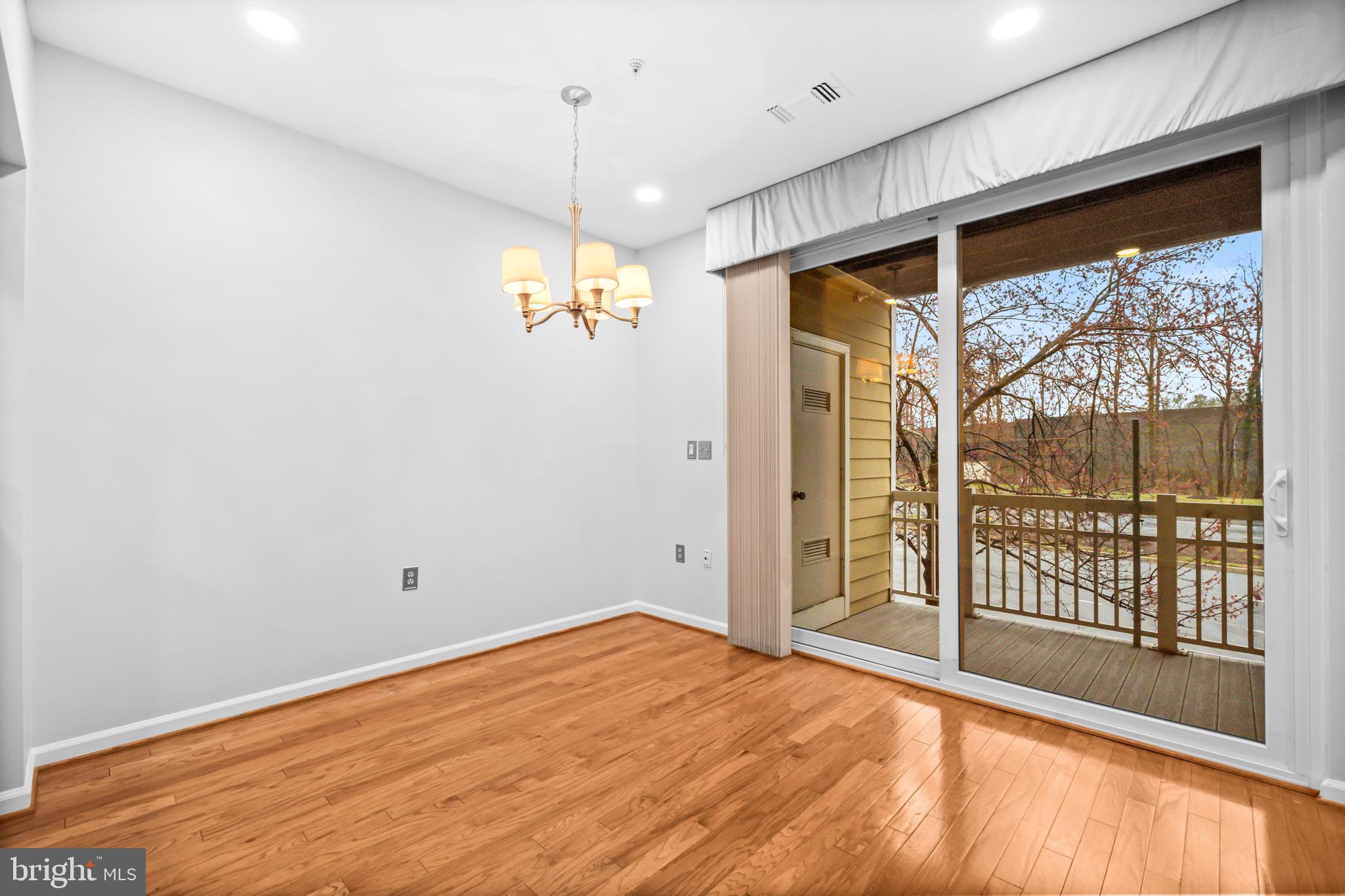 WORLDGATE CONDO - Residential