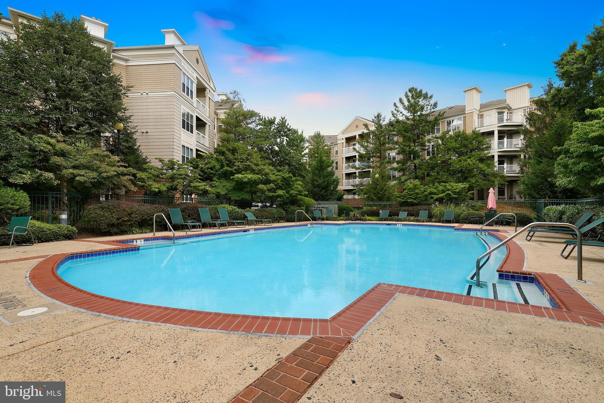 WORLDGATE CONDO - Residential
