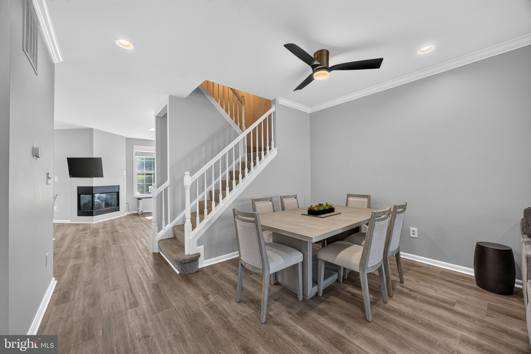 GREY ROCK - Residential