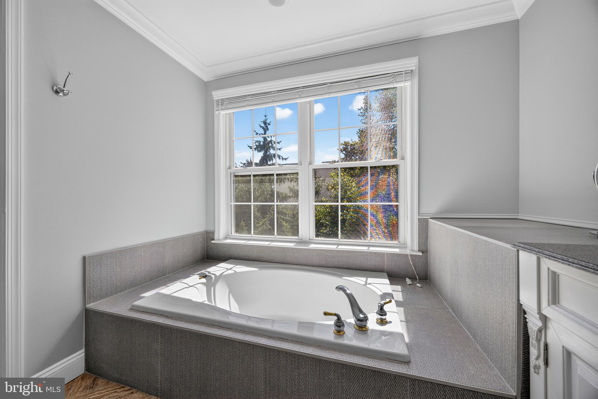 GREY ROCK - Residential