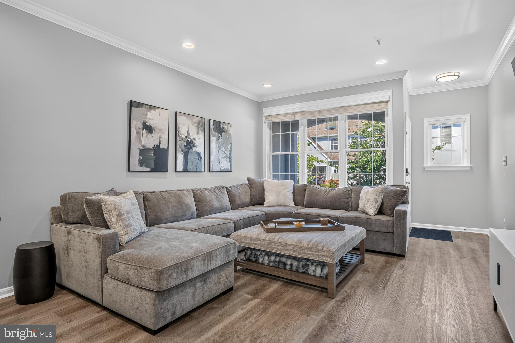 GREY ROCK - Residential