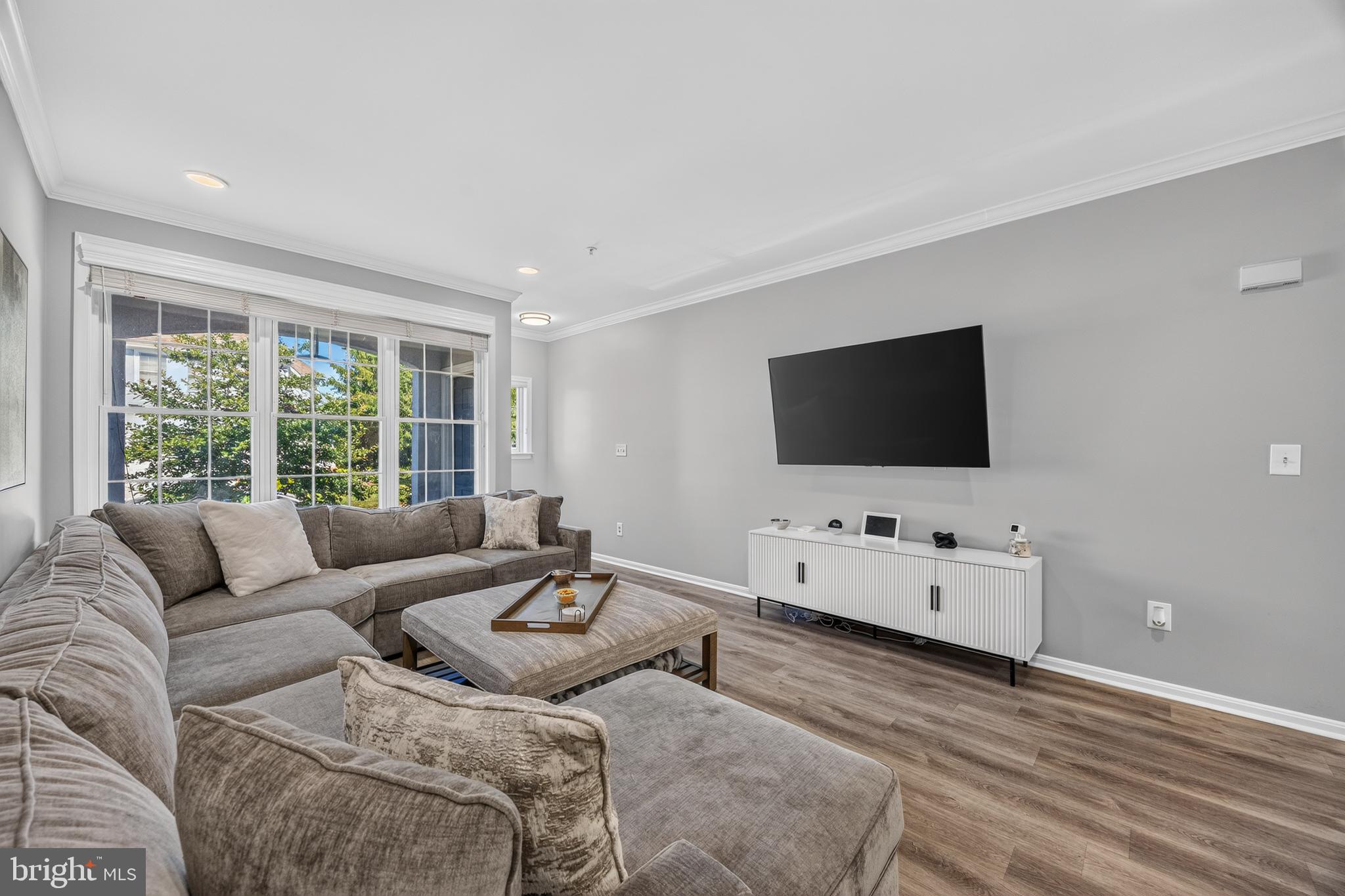 GREY ROCK - Residential