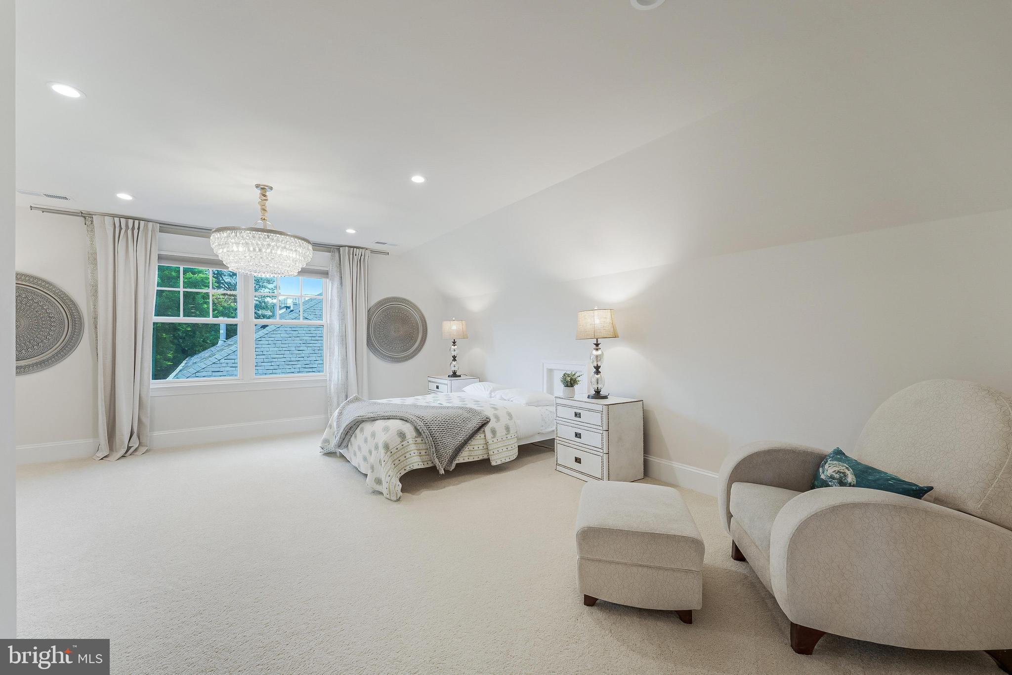 ASHTON HEIGHTS - Residential