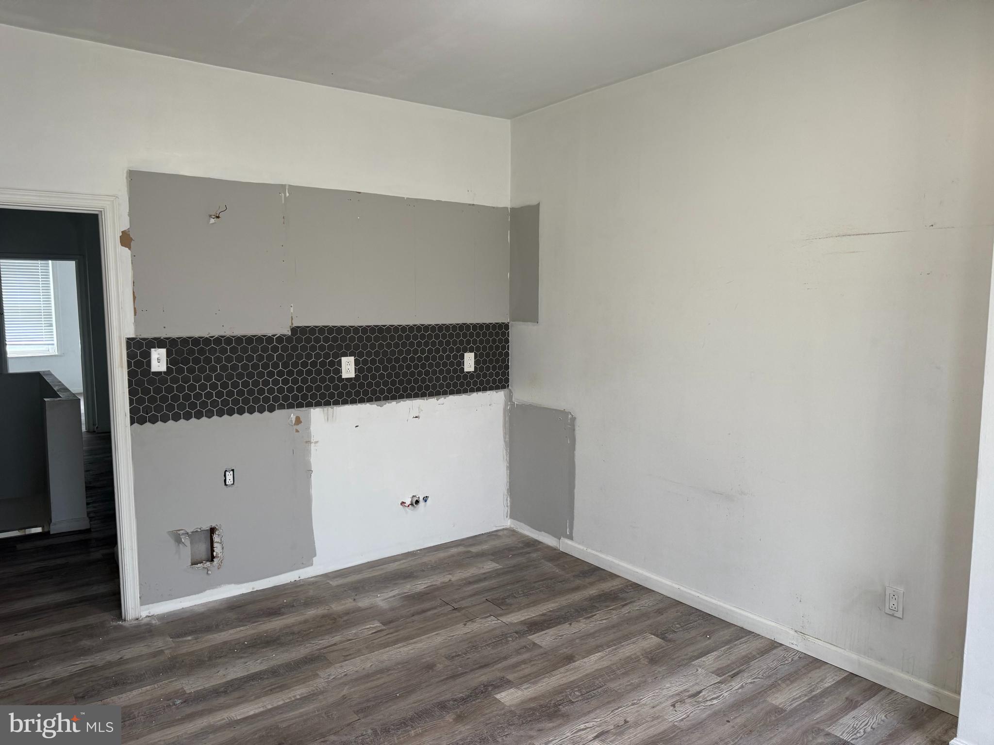 WEST KENSINGTON - Residential